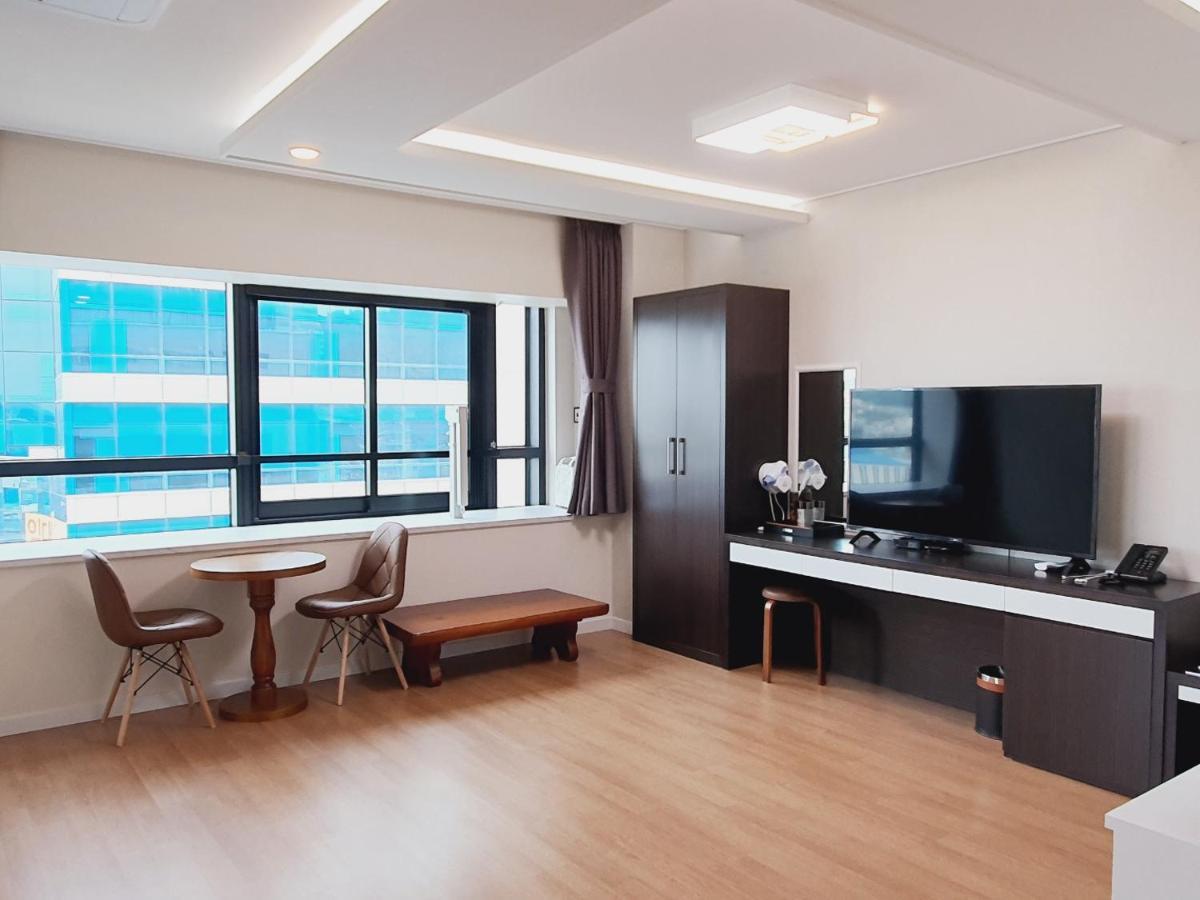 Hotel Wooin Mokpo Esterno foto
