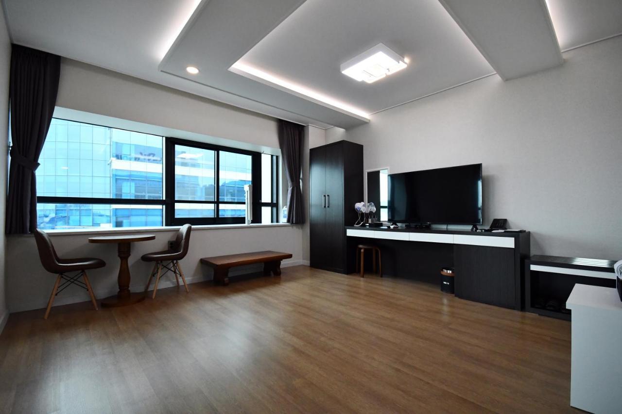 Hotel Wooin Mokpo Esterno foto